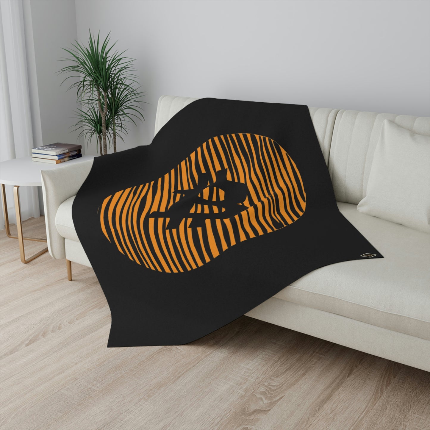 Stribes Sherpa Blanket