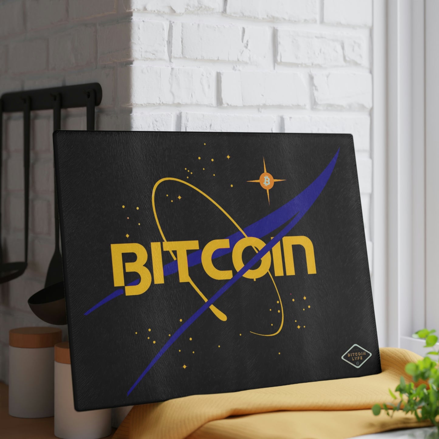 B in Space2 Glass Cutting Board