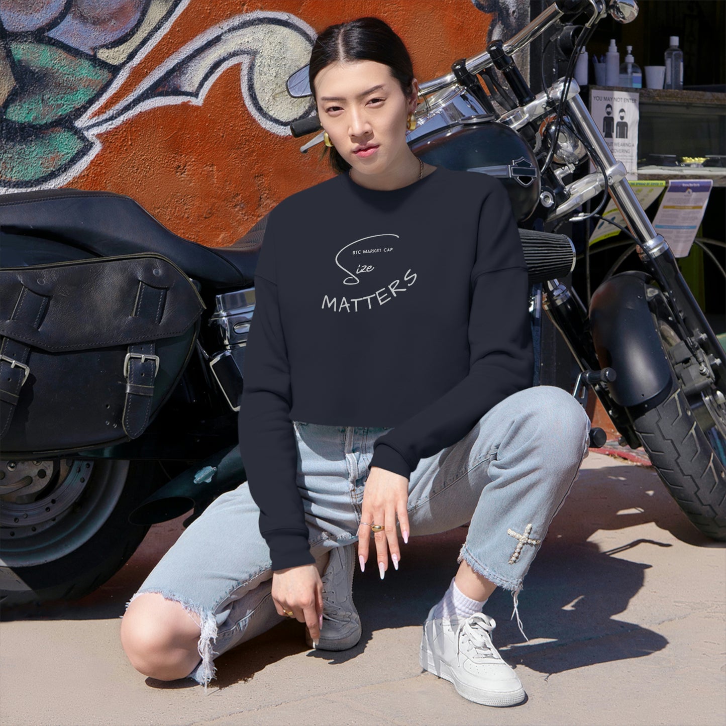 BTC Market Cap Size Matters Women's Cropped Sweatshirt
