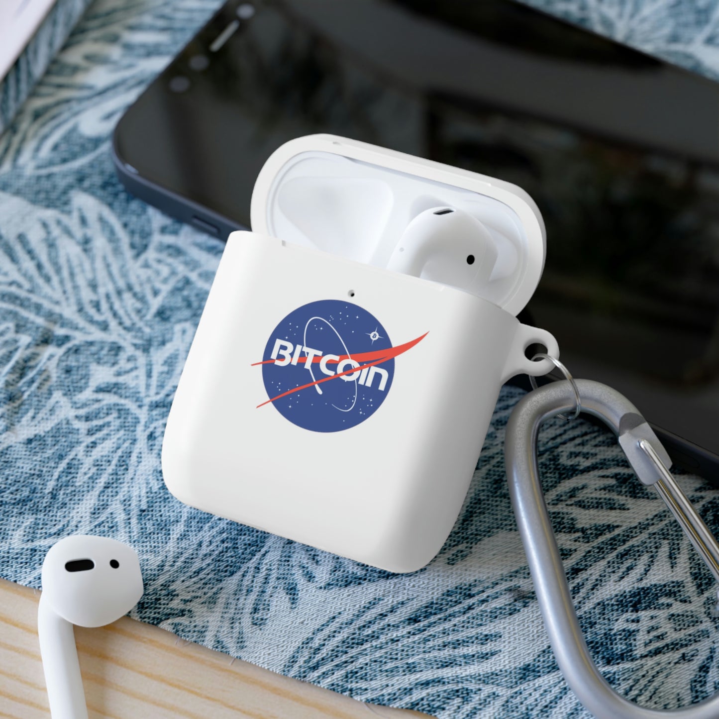 B in Space1 Apple AirPods and AirPods Pro Case Cover