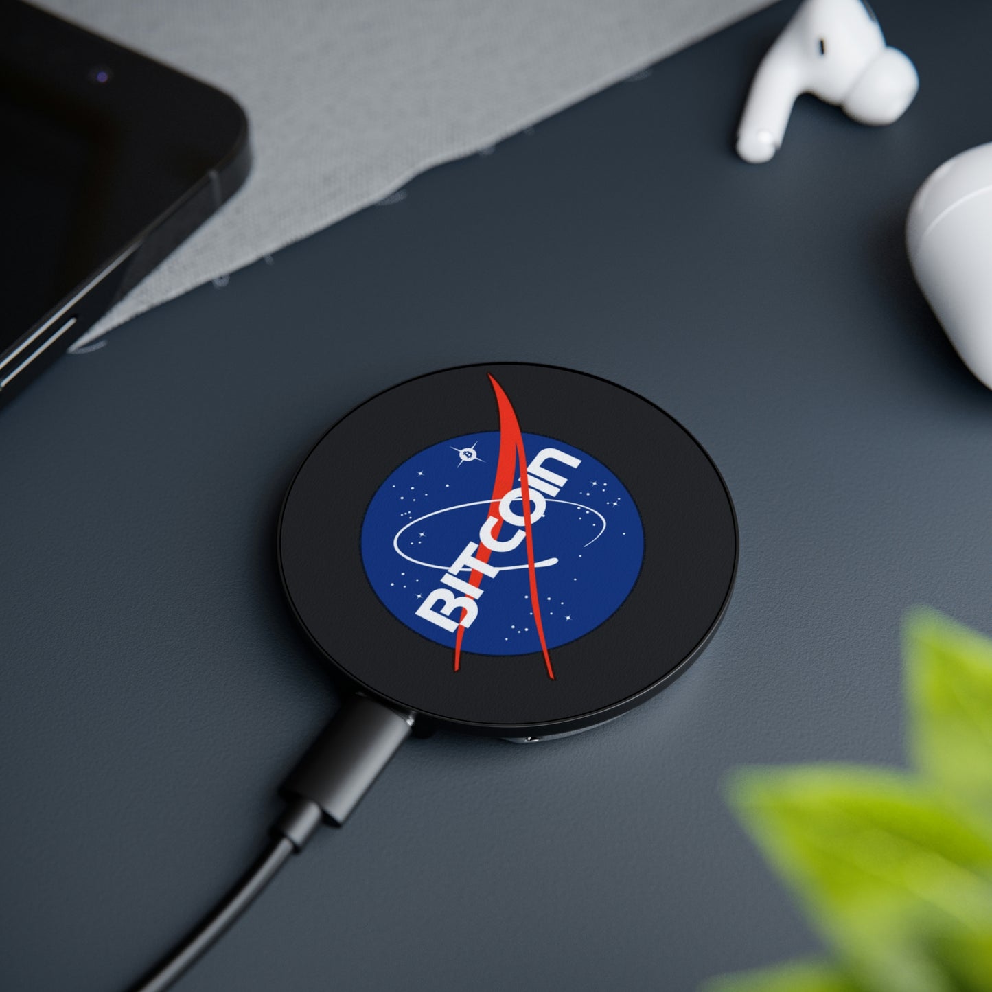 B in Space1 Magnetic Induction Charger