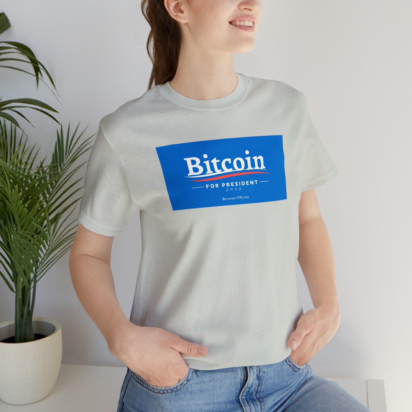 Vote - Bitrnie Short Sleeve T-Shirt