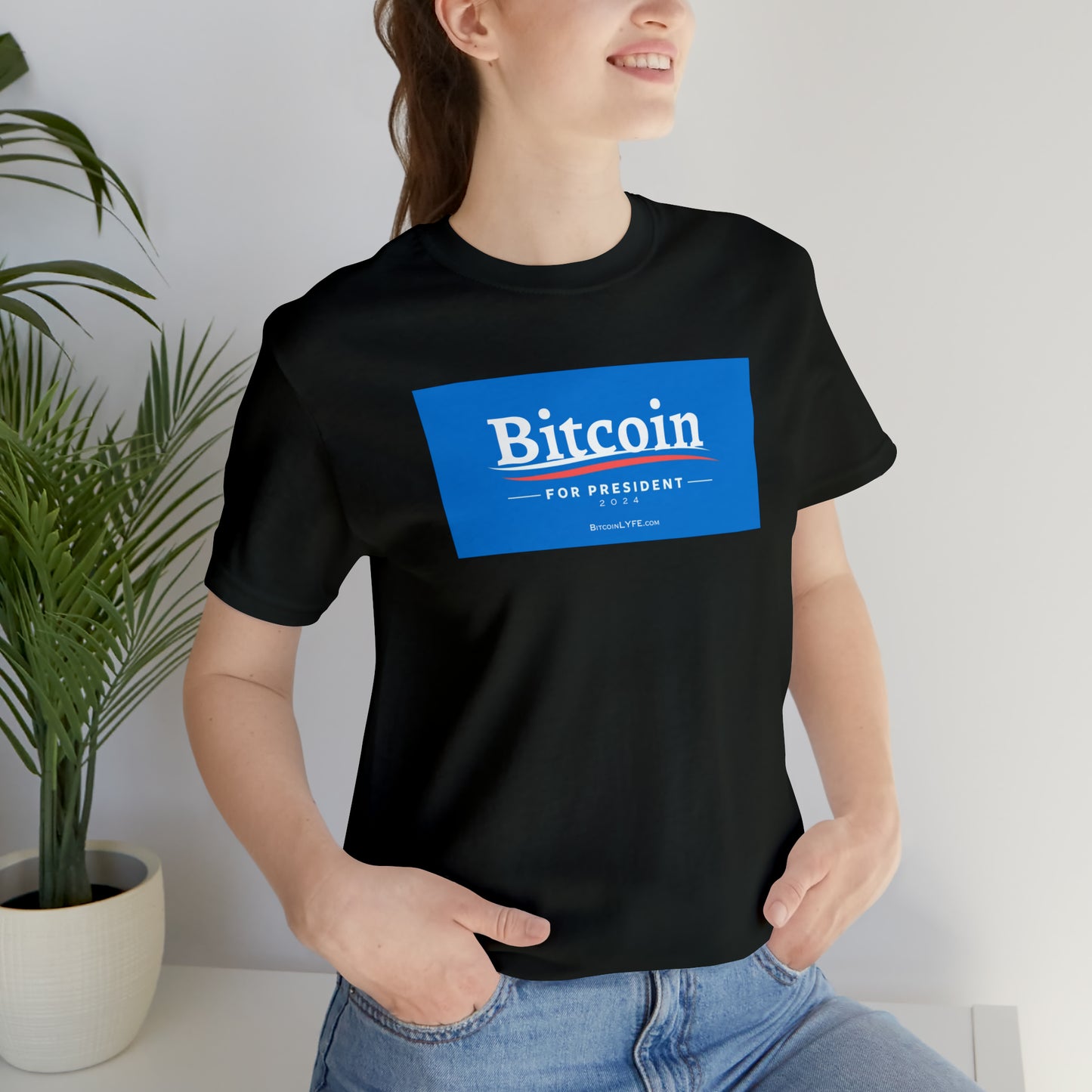 Vote - Bitrnie Short Sleeve T-Shirt