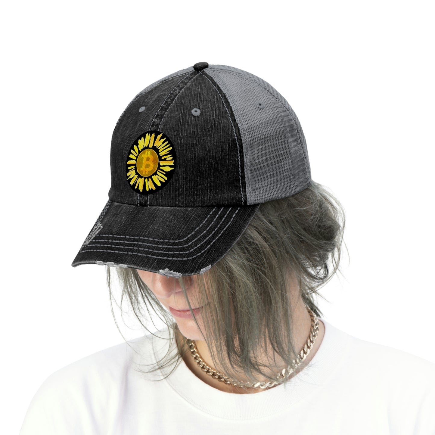 bTCsUN Eight Trucker Hat